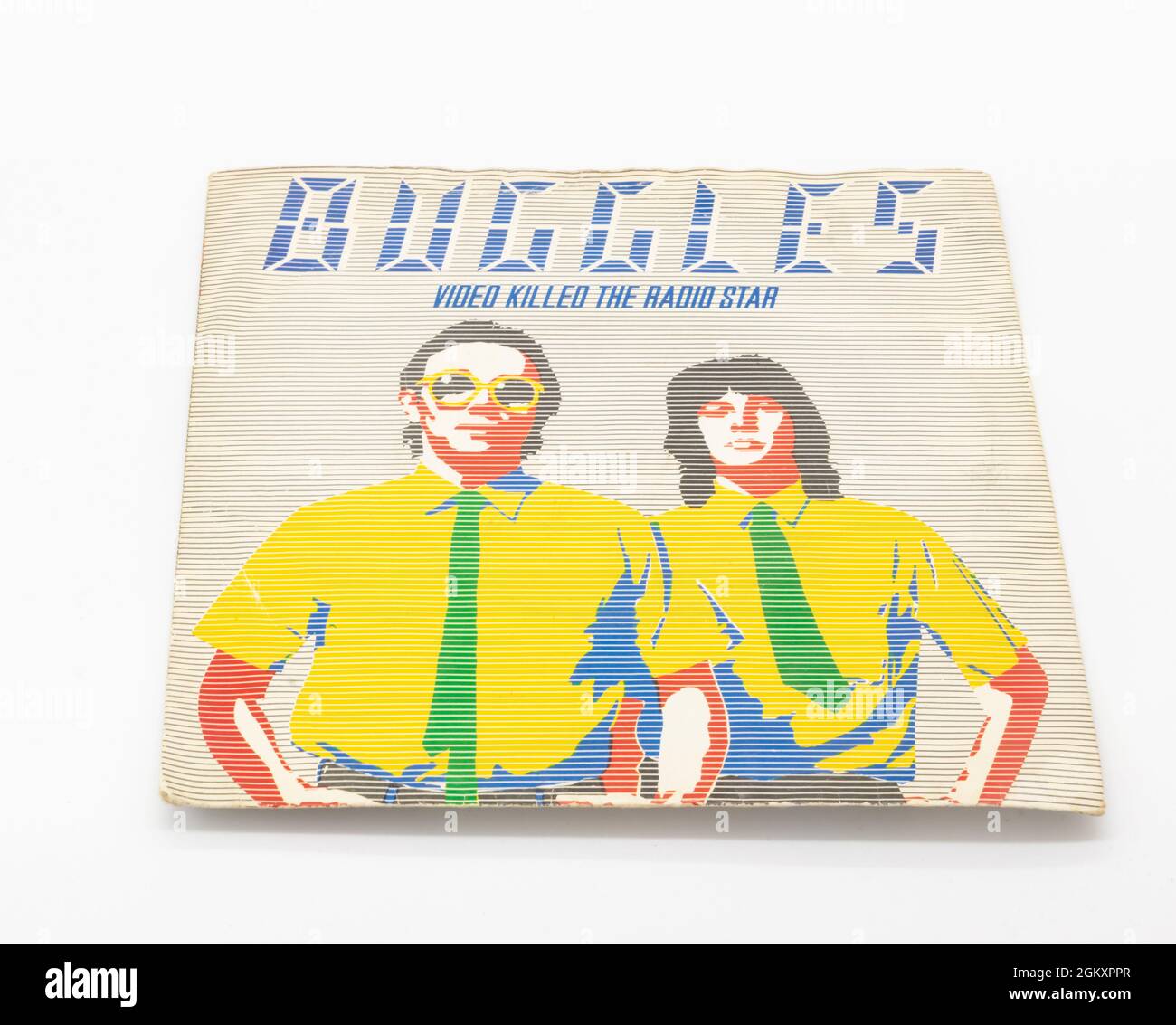 7 inch single picture sleeve cover featuring Video killed the radio star by  Buggles featuring Trevor Horn Stock Photo - Alamy