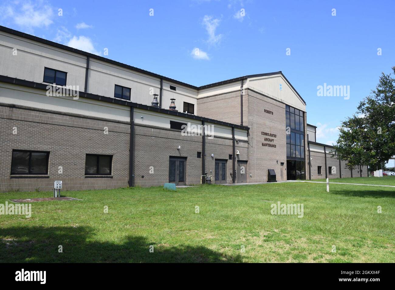 Roberts Consolidated Aircraft Maintenance Facility Stock Photo - Alamy