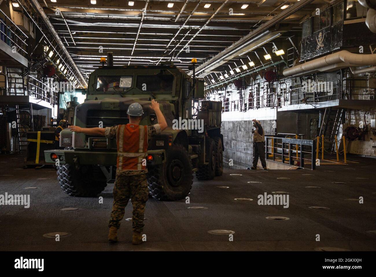Lcac Loading Air cushion lcac load hi-res stock photography and images - Alamy