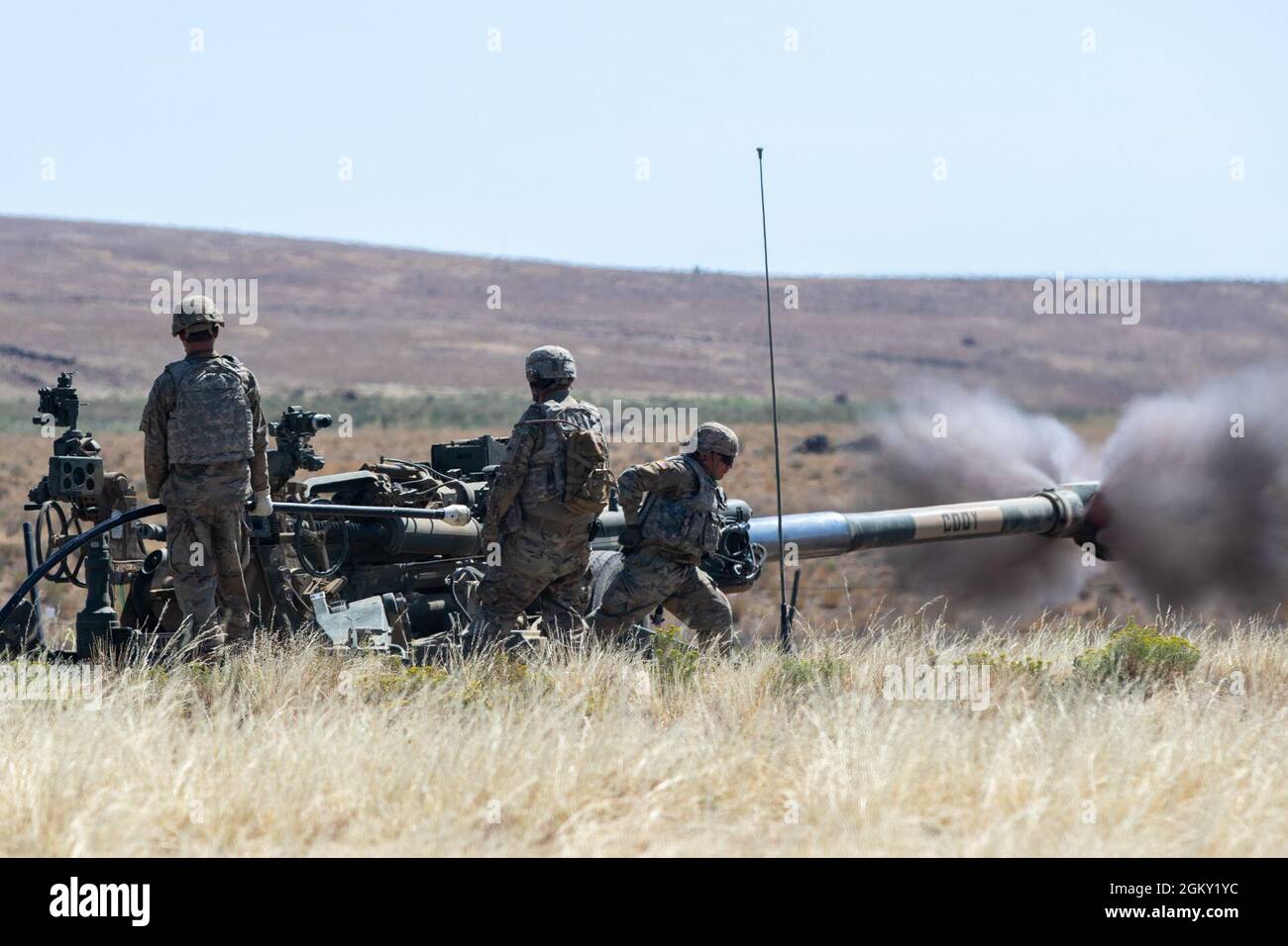Soldiers of Charlie Battery, 2218th Field Artillery, 41st Infantry