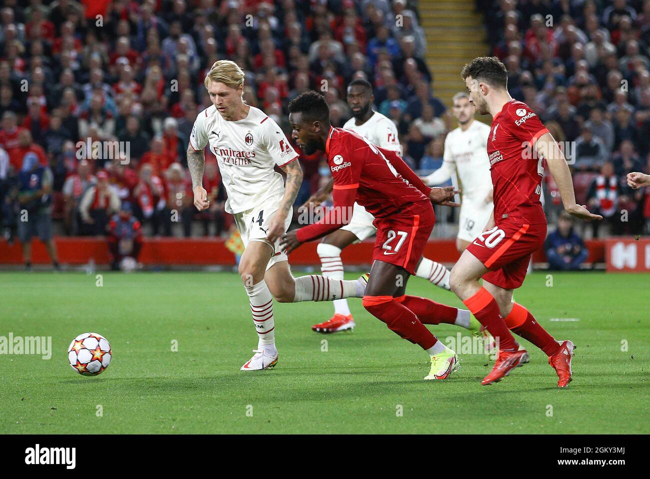 Liverpool, UK. 15th Sep, 2021. Divock Origi of Liverpool (27) makes a break. UEFA Champions league, group B match, Liverpool v Milan at Anfield Stadium in Liverpool on Wednesday 15th September 2021. this image may only be used for Editorial purposes. Editorial use only, license required for commercial use. No use in betting, games or a single club/league/player publications. pic by Chris Stading/Andrew Orchard sports photography/Alamy Live news Credit: Andrew Orchard sports photography/Alamy Live News Stock Photo