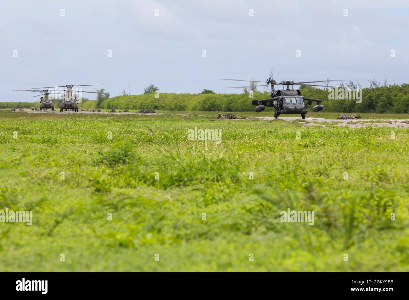 Soldiers participating in Forager 21 unload UH60 Black Hawk's and CH