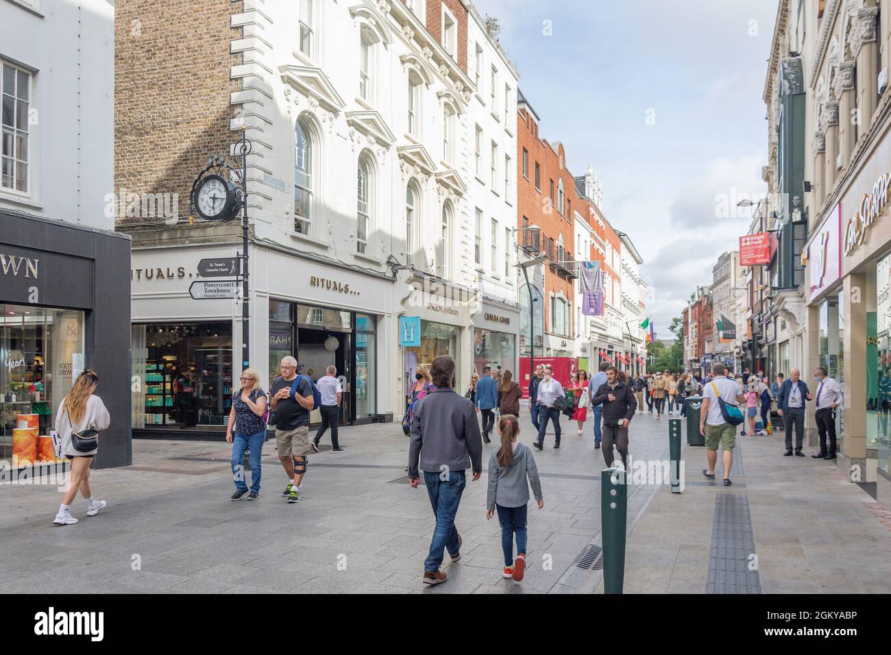 Pedestrianised Grafton Street, Dublin, Republic of Ireland Stock Photo