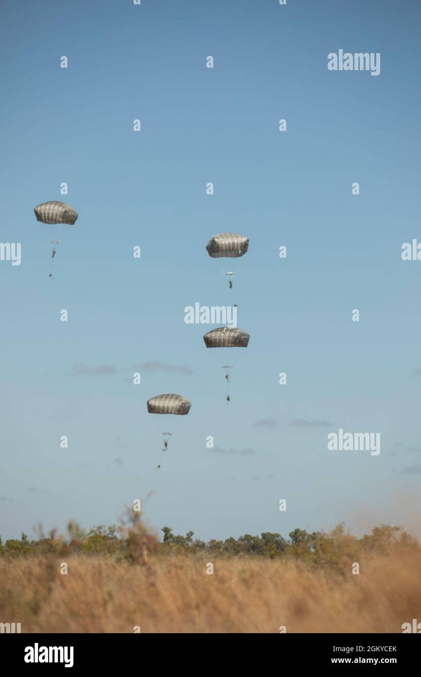 U.S. Army paratroopers with the 3rd Battalion, 509th Parachute Infantry ...