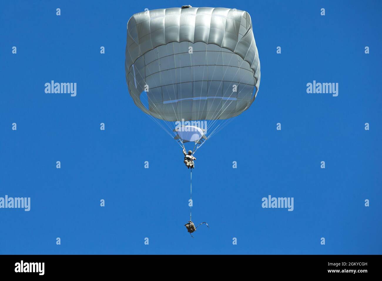 U.S. Army paratroopers with the 3rd Battalion, 509th Parachute Infantry ...