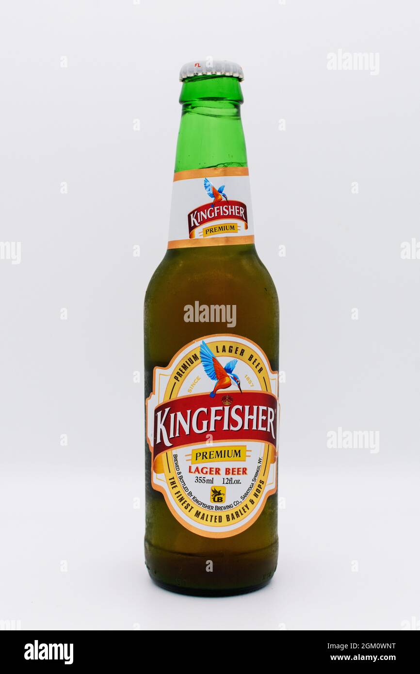 Kingfisher beer hi-res stock photography and images - Alamy