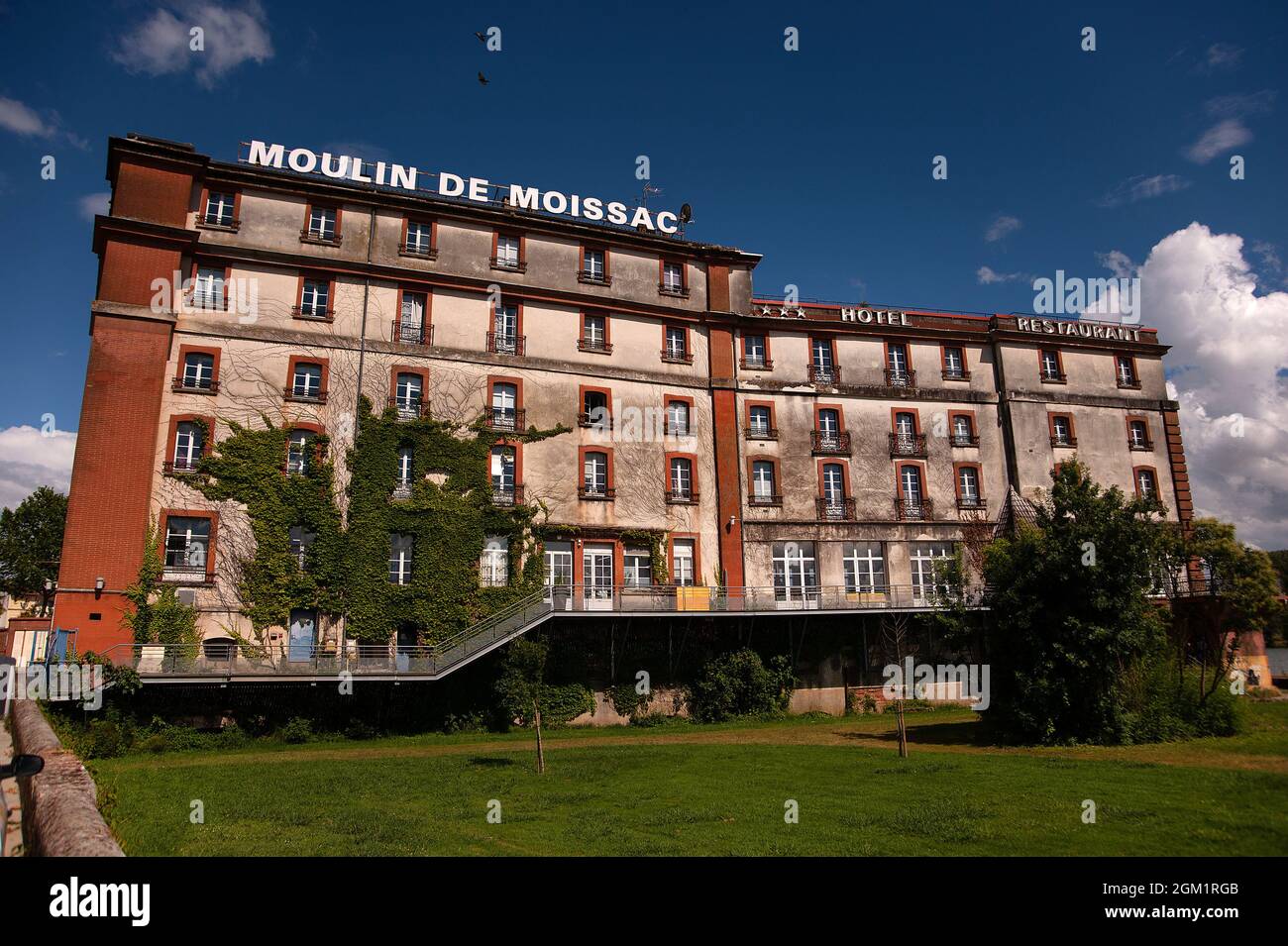 Moulin de Moissac hotel, Moissac, Tarn-et-Garonne department, France Stock Photo