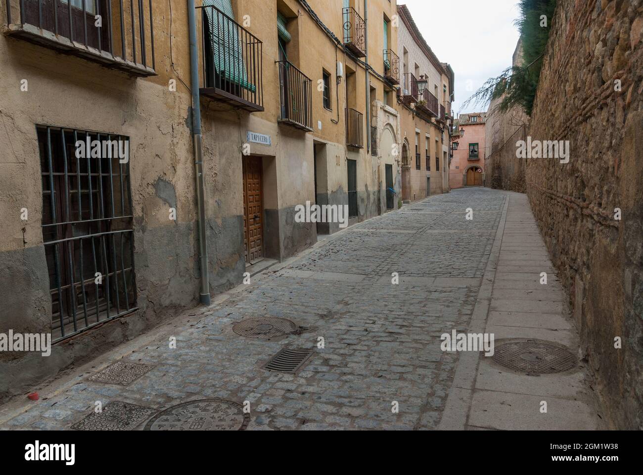 Alcázar of segovia winter hires stock photography and images Alamy