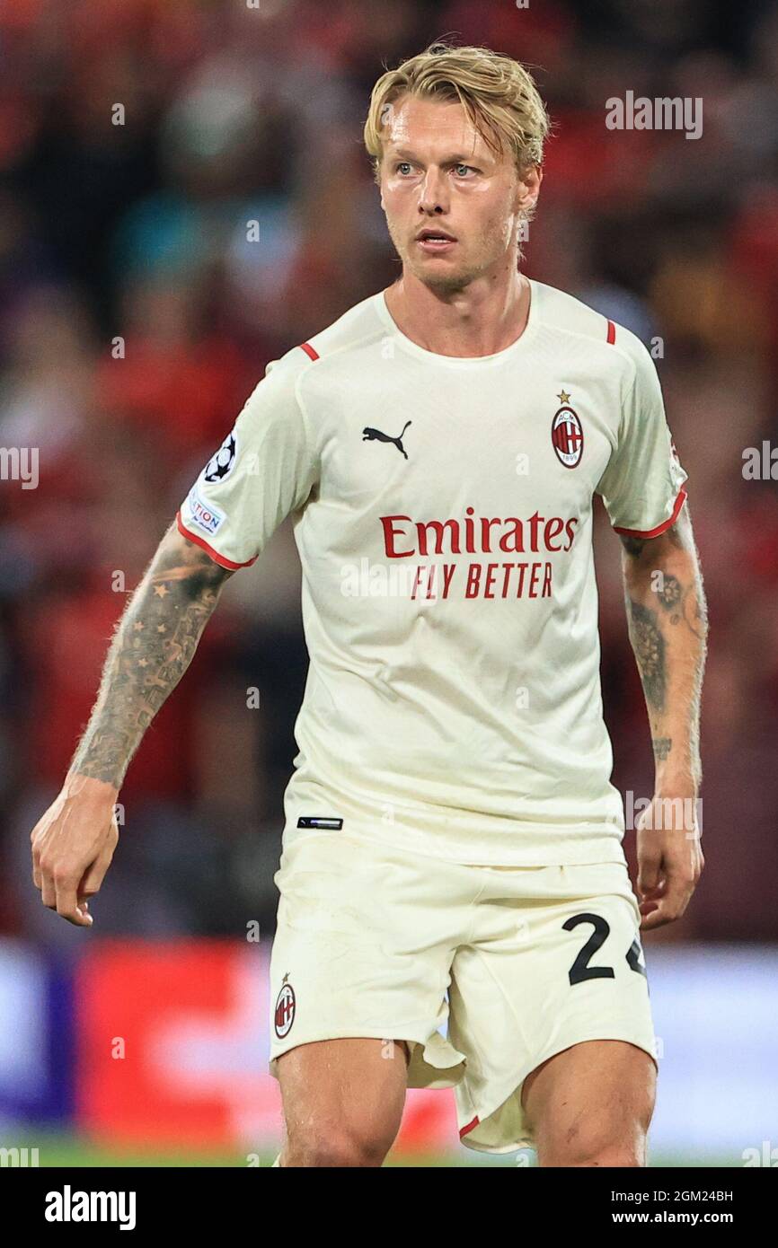 Liverpool, UK. 15th Sep, 2021. Simon Kjær #24 of AC Milan during the game in Liverpool, United Kingdom on 9/15/2021. (Photo by Mark Cosgrove/News Images/Sipa USA) Credit: Sipa USA/Alamy Live News Stock Photo