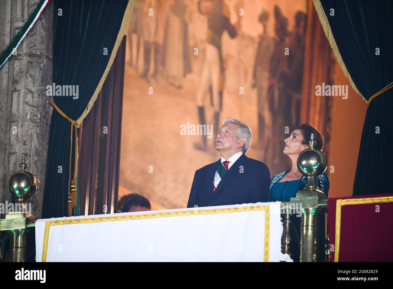 (210916) -- MEXICO CITY, Sept. 16, 2021 (Xinhua) -- Mexican President Andres Manuel Lopez Obrador (L) and his wife attend the Independence Day celebrations in Mexico City, capital of Mexico, Sept. 15, 2021. (Xinhua/Xin Yuewei) Stock Photo