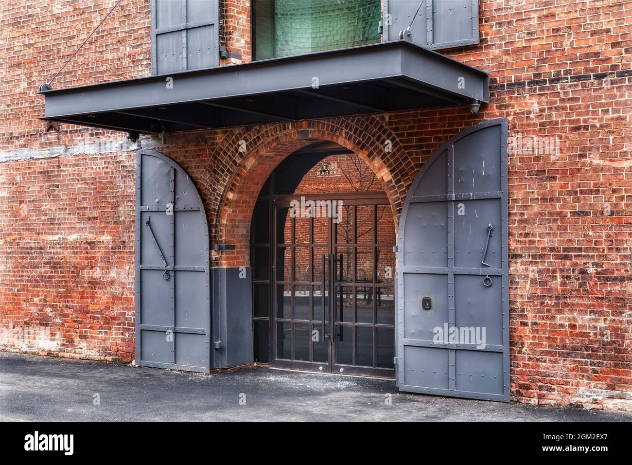 Time Out Market at St. Ann’s Warehouse Theatre located  at DUMBO the area “Down Under the Manhattan Bridge Overpass,” on the Brooklyn waterfront, in B Stock Photo