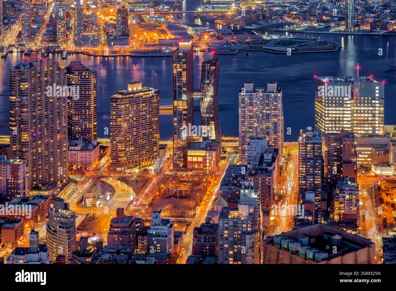 Aerial NYC East Side - View from above to the New York City skyline. Also seen is Gantry Park in Long Island City, Hunters Point, and parts of Queens Stock Photo