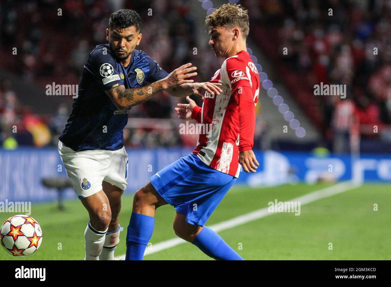 Madrid, Spain. 15th Sep, 2021. Jesus Corona of Porto and Antoine Griezmann of Atletico de Madrid in action during the UEFA Champions League, Group B, football match played between Atletico de Madrid and FC Porto at Wanda Metropolitano stadium on September 15, 2021, in Madrid, Spain Credit: Independent Photo Agency/Alamy Live News Stock Photo