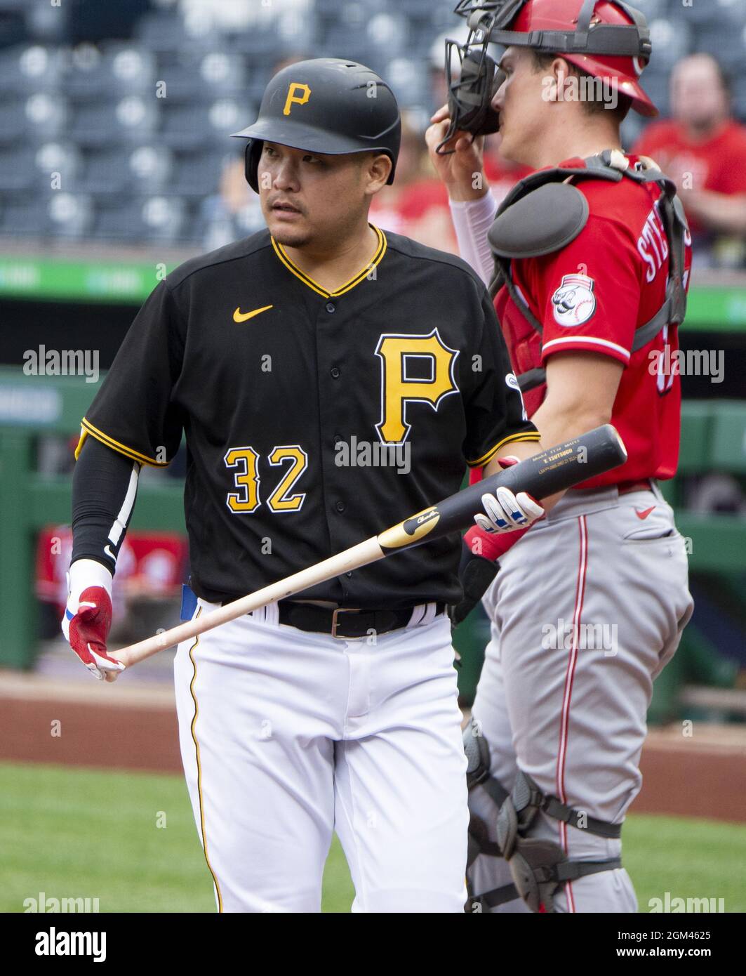 Yoshi Tsutsugo strikes out swinging., 09/18/2021