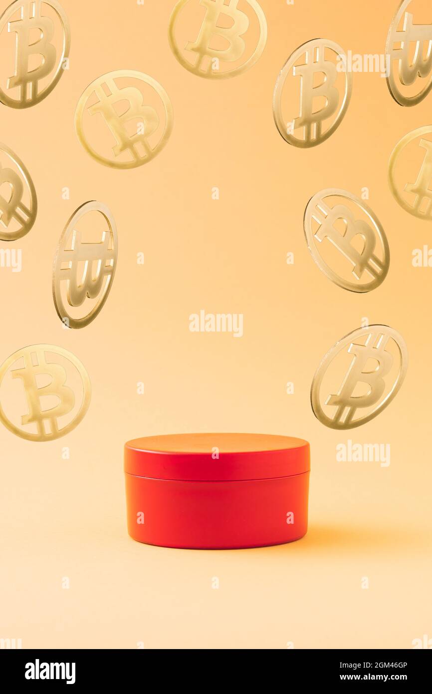 Fomo crypto hi-res stock photography and images - Alamy