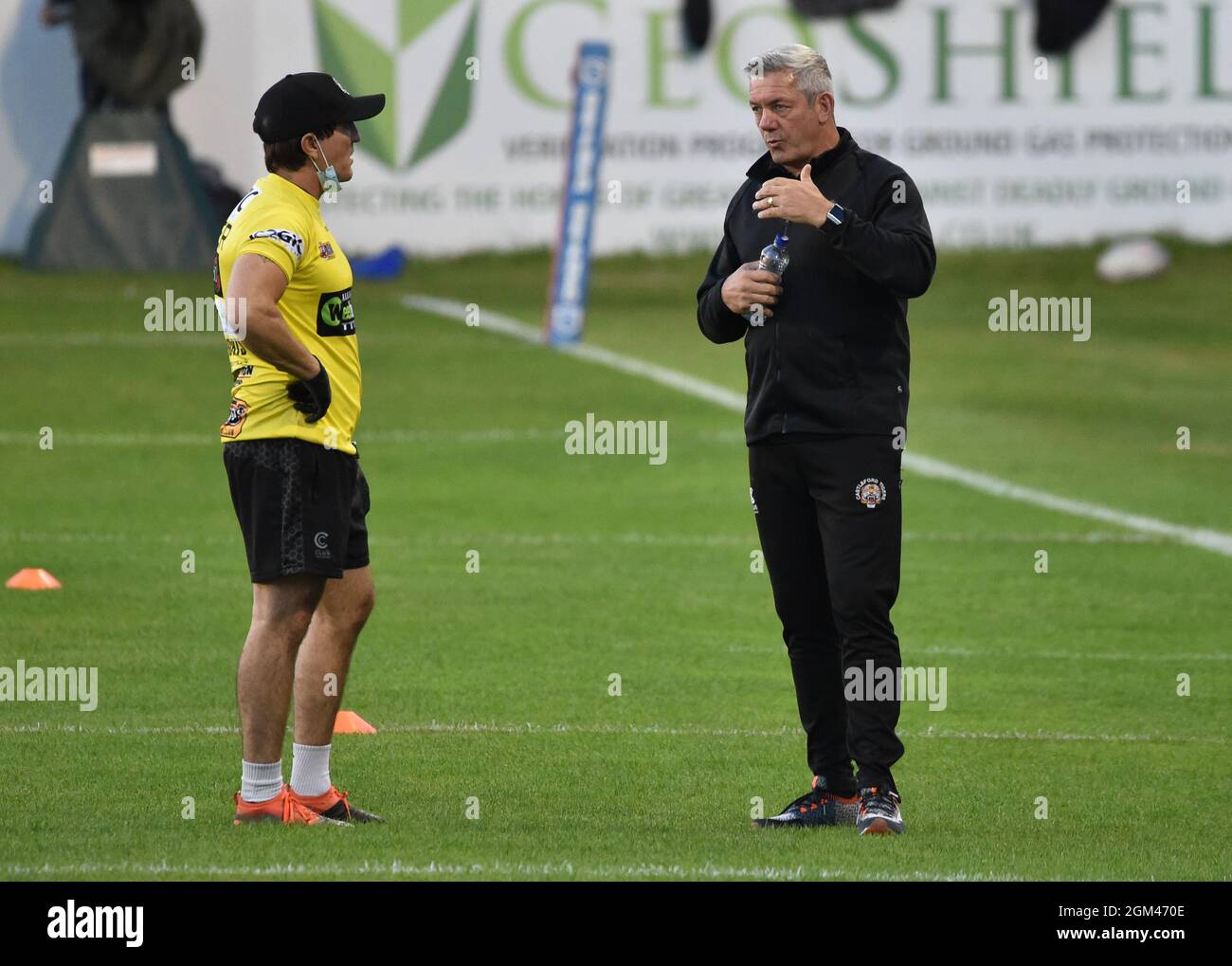 Castleford, United Kingdom on 16th September 2021: during the Betfred Super League match between Castleford Tigers and Warrington Wolves at the Mend A Hose Jungle, Castleford, United Kingdom on 16th September 2021 Credit: Craig Cresswell/Alamy Live News Stock Photo