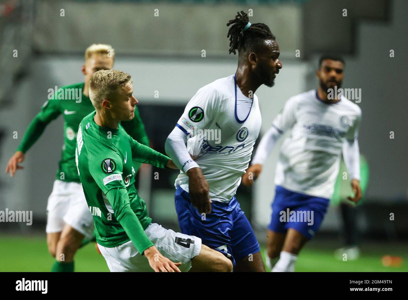Flora's Marco Lukka and Gent's Ilombe Mboyo fight for the ball during a soccer game between Estonian FC Flora Tallinn and Belgian KAA Gent, Thursday 1 Stock Photo