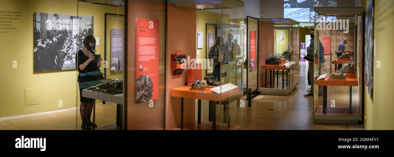 Edinburgh, Scotland. Thu 16 September 2021. The Typewriter Revolution ...
