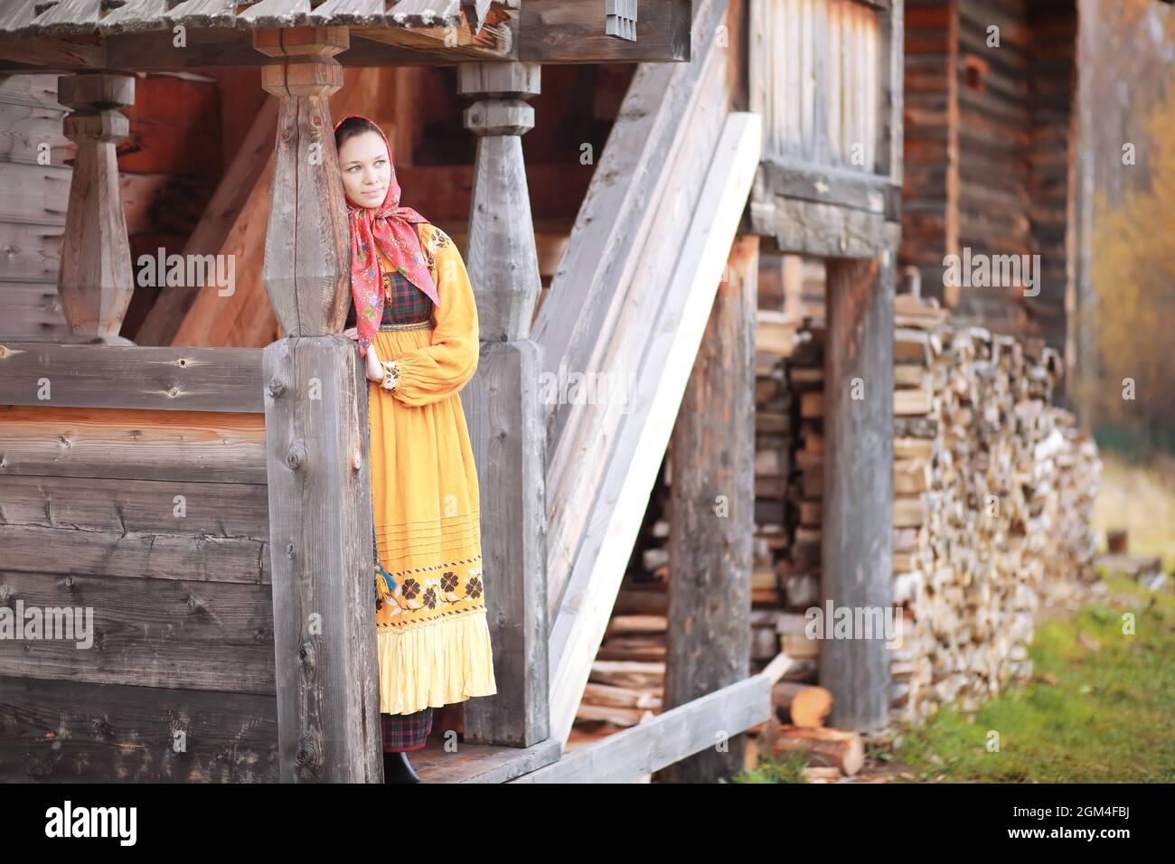 Slavic Customs The concept of ancient traditions. Slavic carnival. Rites, dances ...
