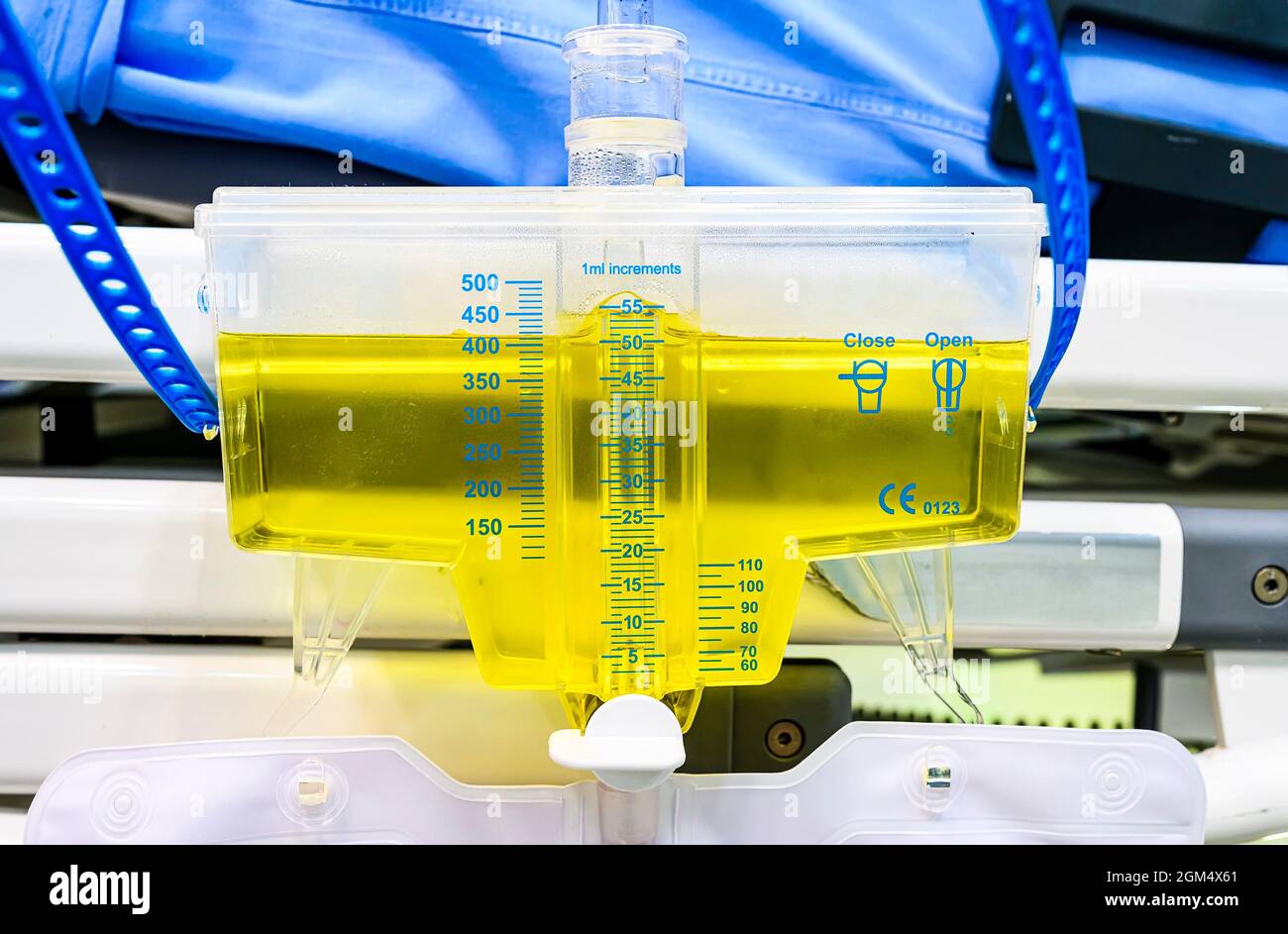 Urine output measurement device scale Stock Photo Alamy