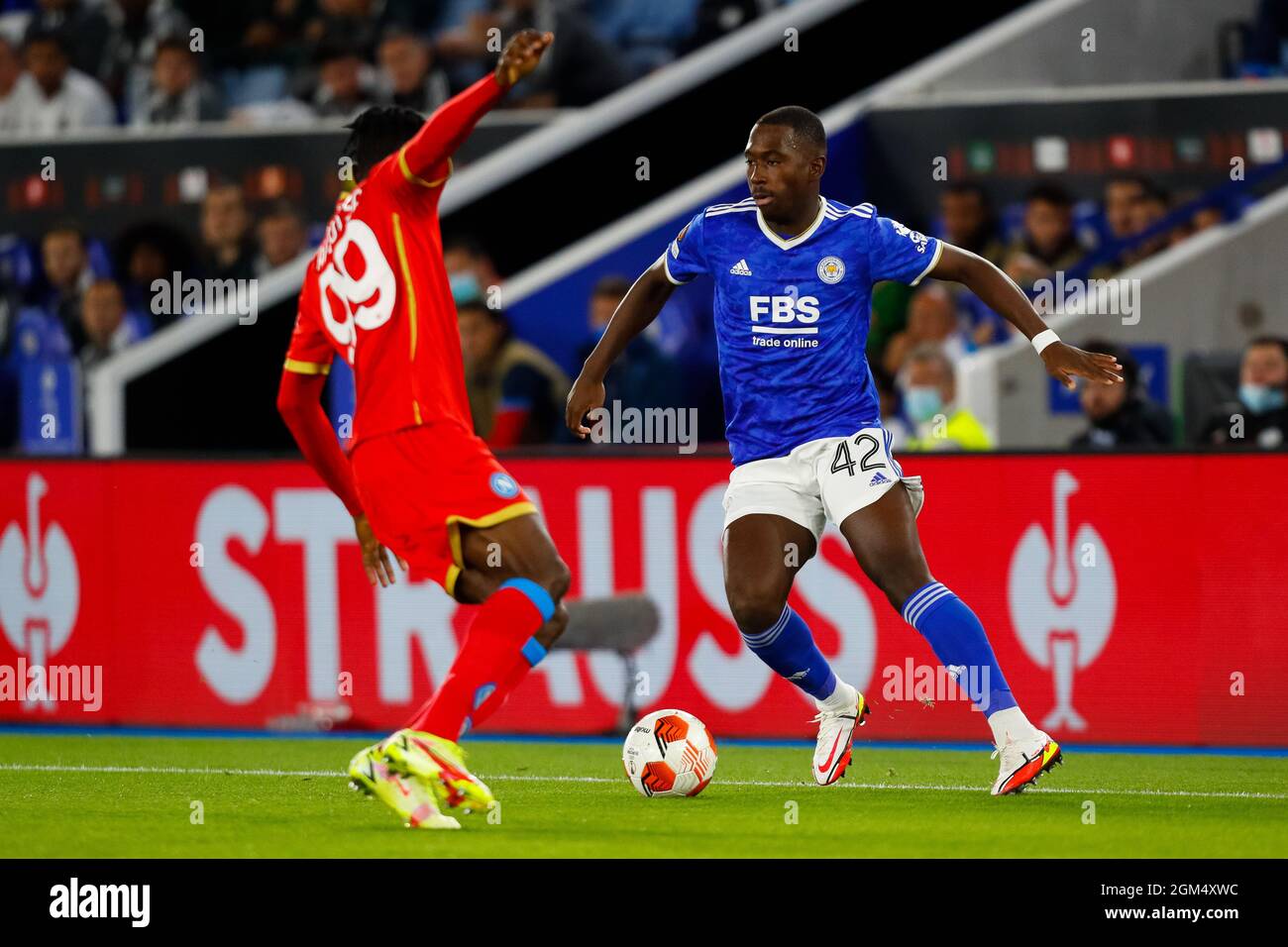 King Power Leicester Uk 16th Sep 21 Uefa Europa League Football Leicester City Versus Napoli Boubarkary Soumare Of Leicester City Looks To Beat Andre Frank Zambo Anguissa Of Napoli Credit Action Plus Sports Alamy