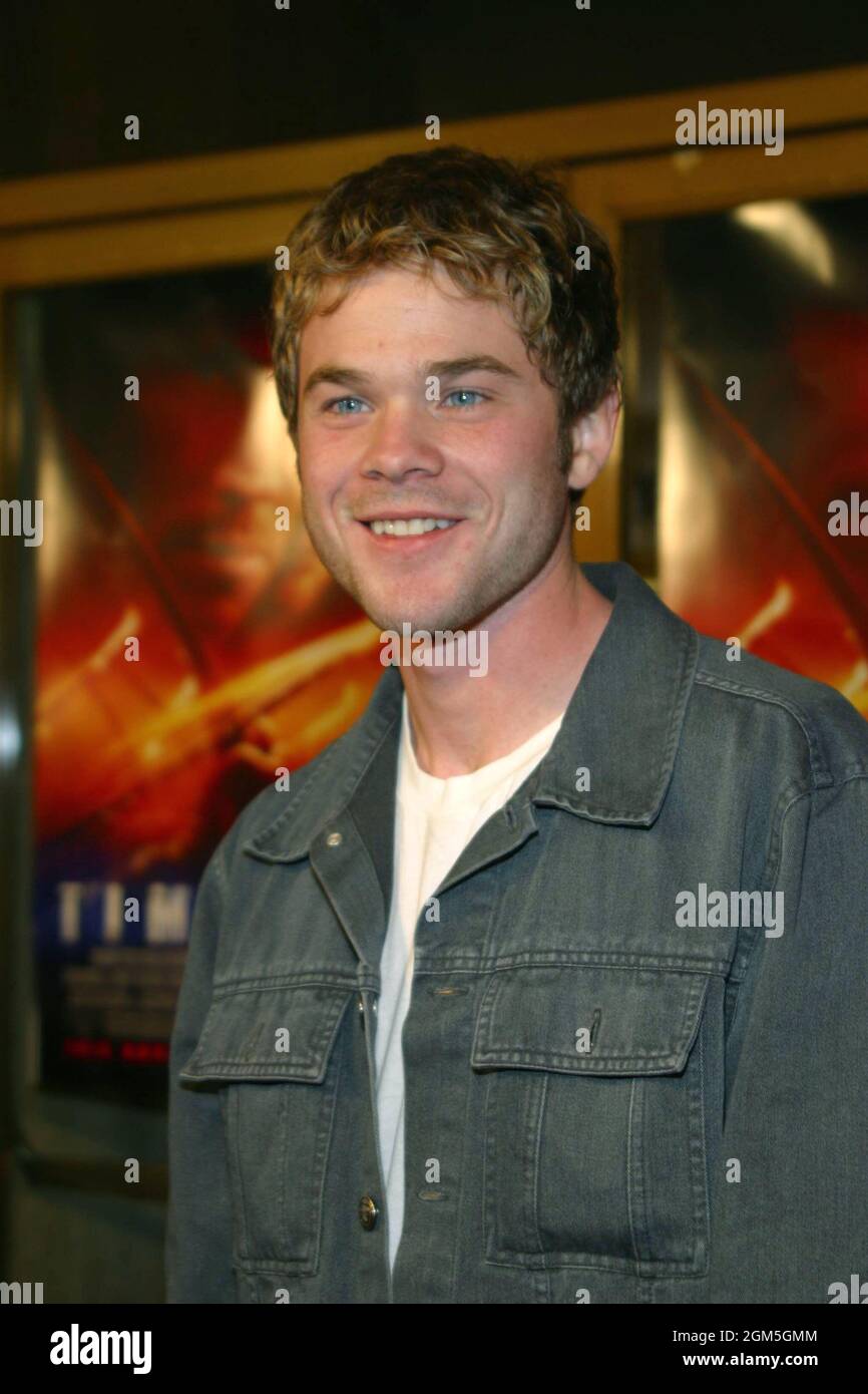 Shawn Ashmore 11/19/03 TIMELINE at Mann National Theatre, Westwood