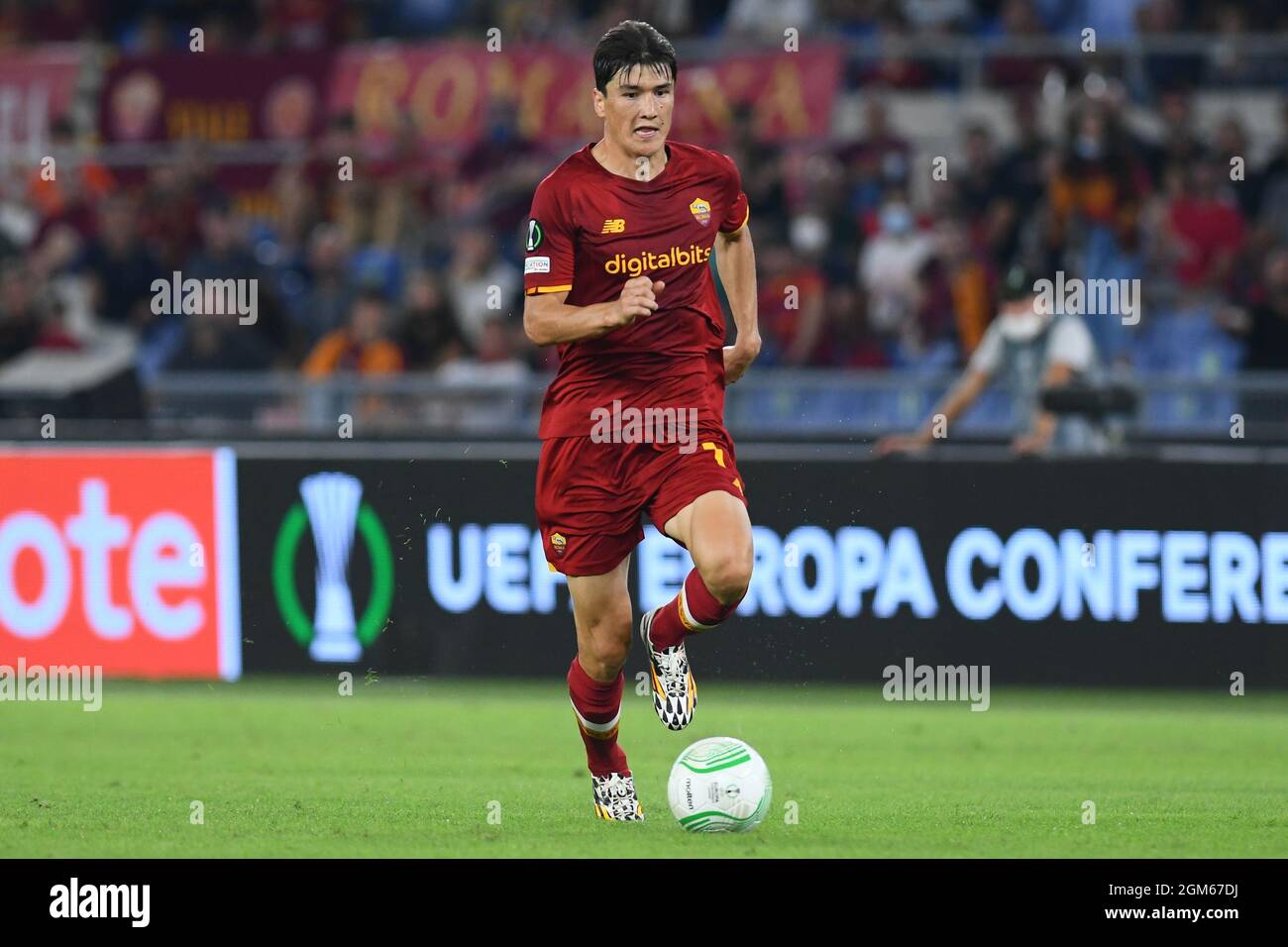 Rome, Lazio. 16th Sep, 2021. Eldor Shomurodov of AS Roma during the Conference League match between AS Roma v CSKA Sofia at Olimpico stadium in Rome, Italy, September 16, 2021. Fotografo01 Credit: Independent Photo Agency/Alamy Live News Stock Photo