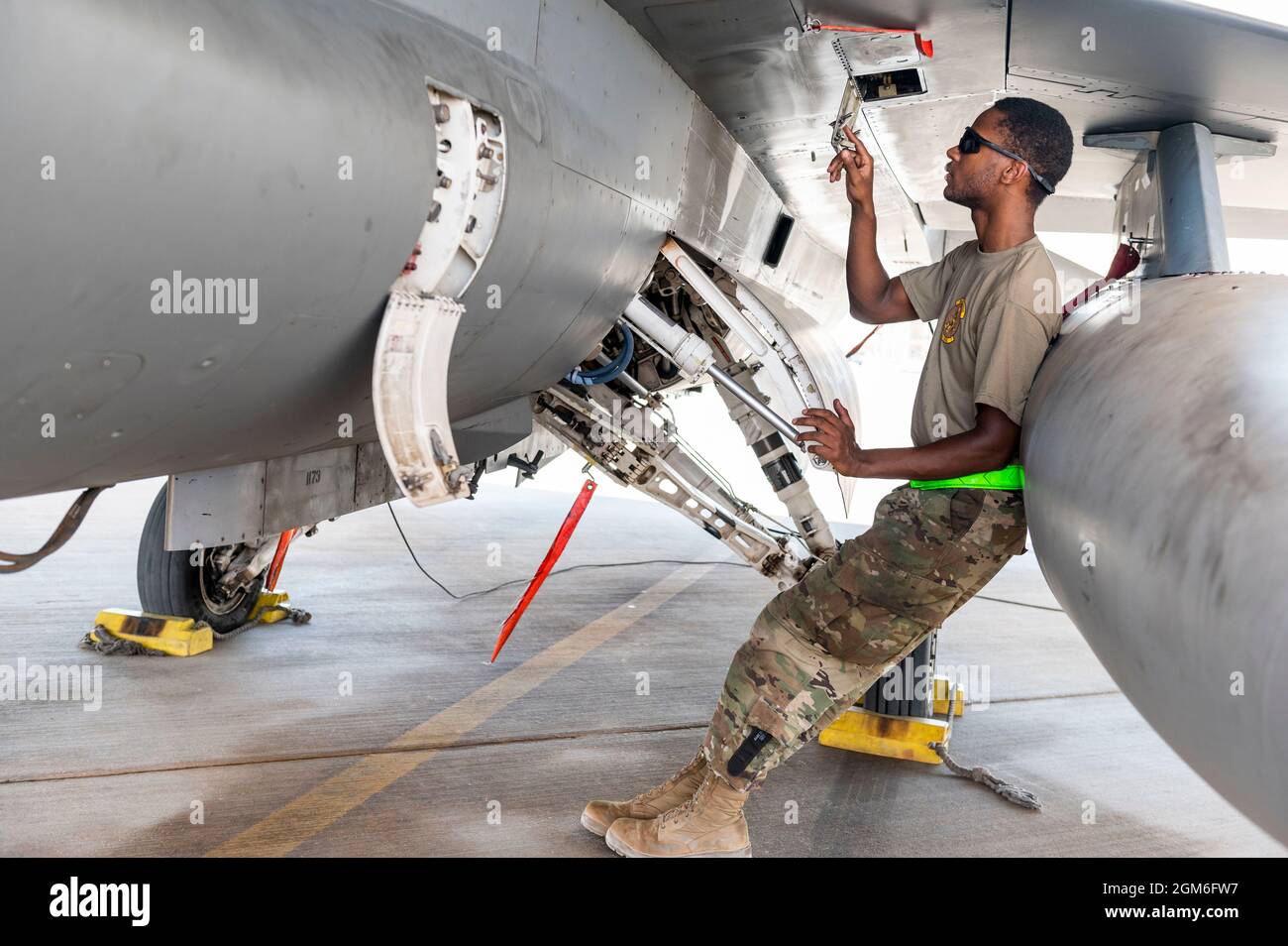 A U.S. Air Force crew chief with the 121st Expeditionary Fighter