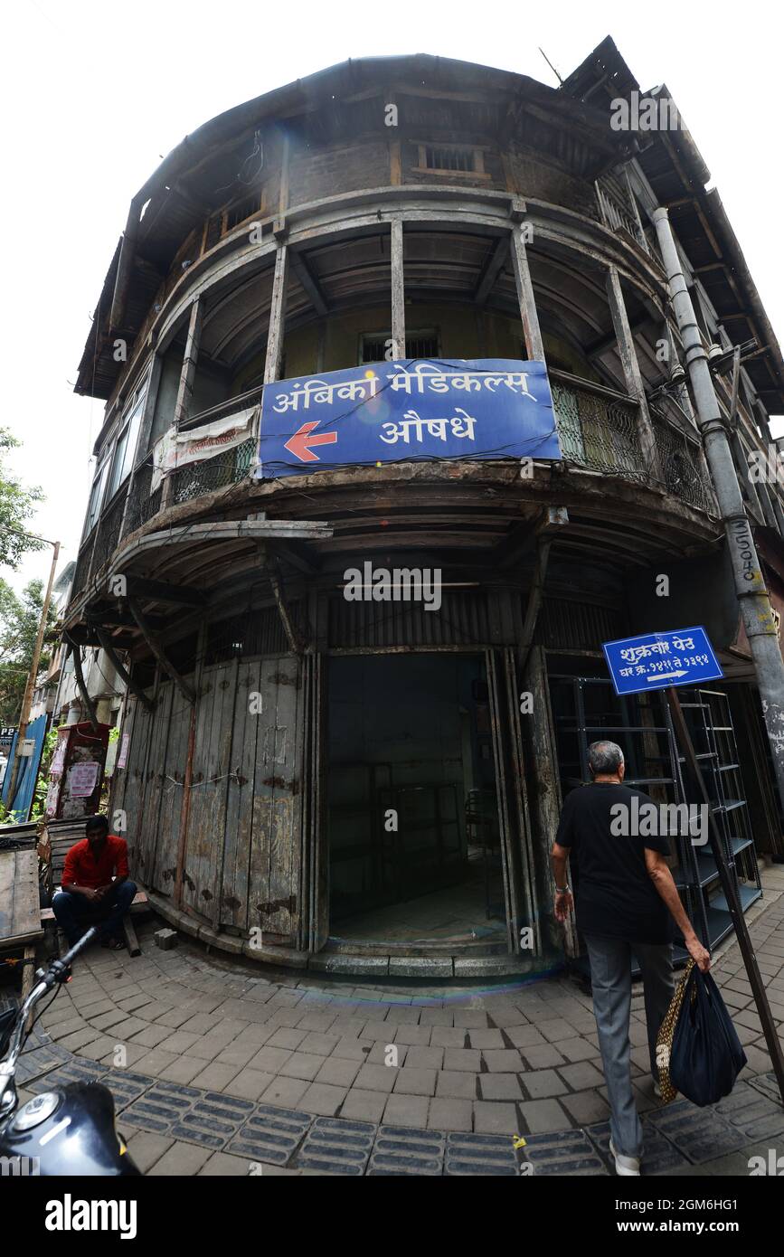 Traditional marathi architecture hires stock photography and images