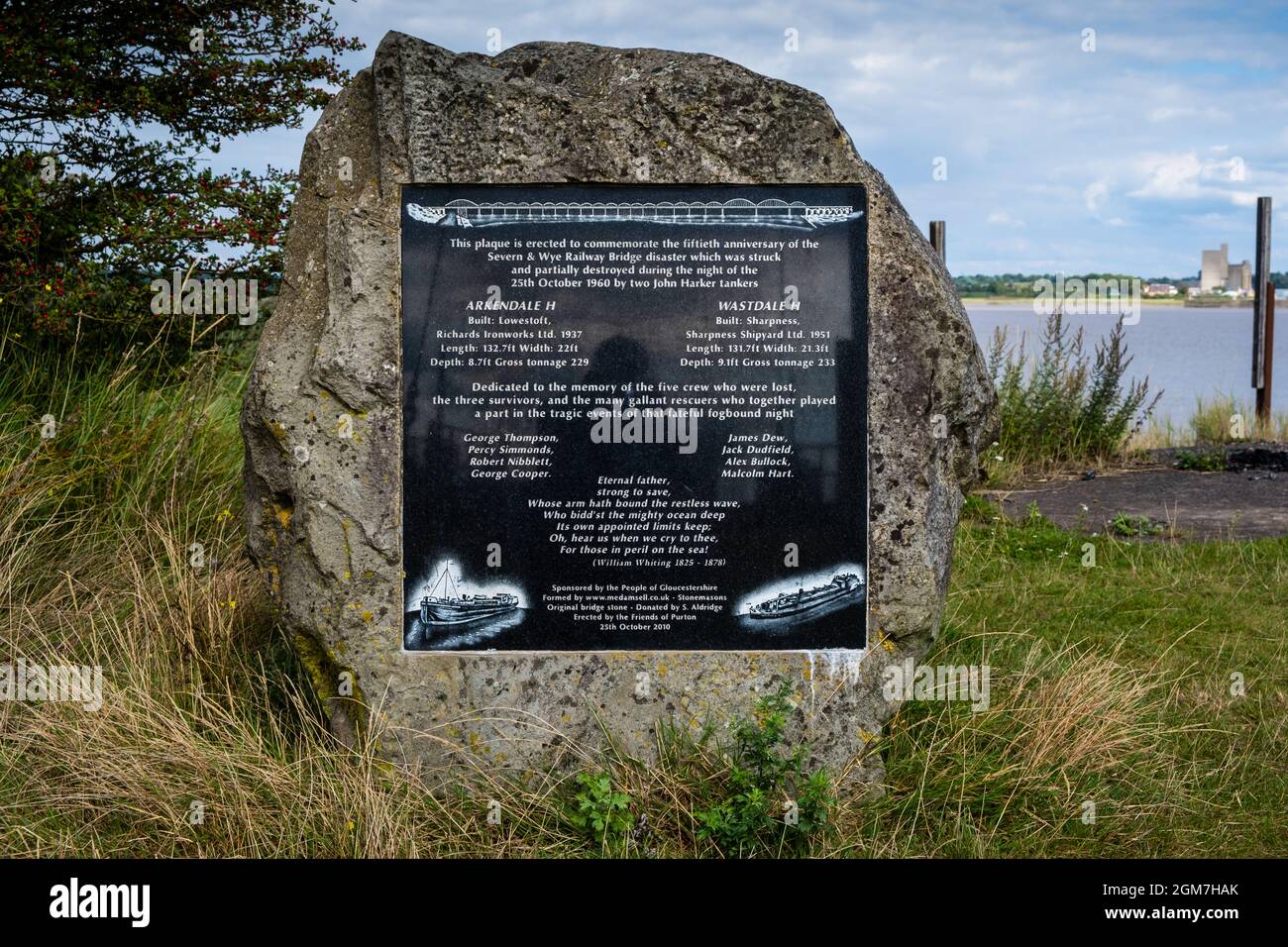 Memorial plaque commemorating ARKENDALE and WASTDALE ship losses in the Severn Estuary near  Lydney Harbour, Gloucestershire, England, UK in 1960. Stock Photo