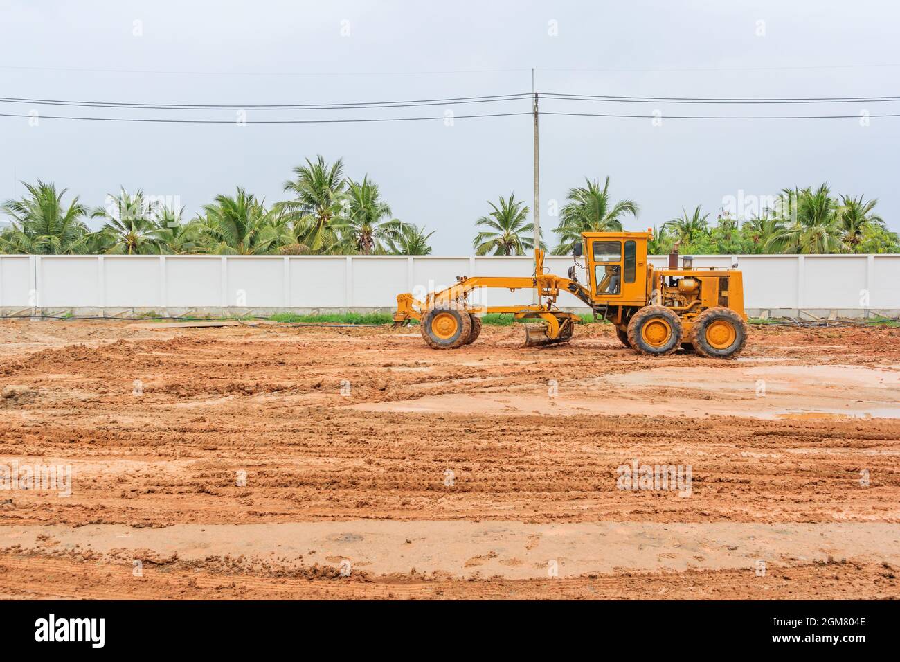 Grading Road Big Rocks Grading stones hi-res stock photography and images - Alamy