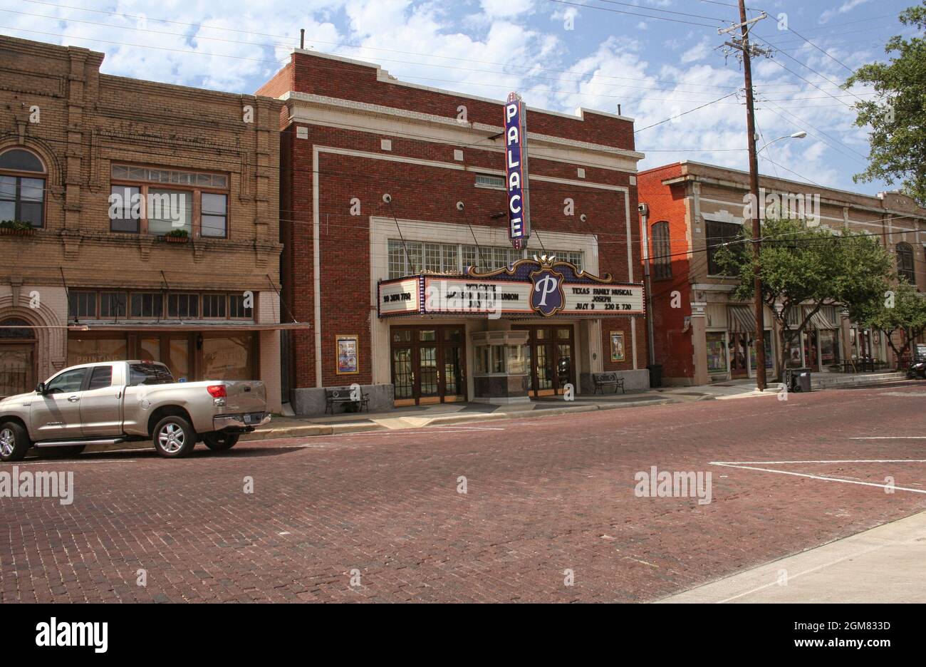 Corsicana, TX: Historic Palace Theater located in downtown Corsicana ...