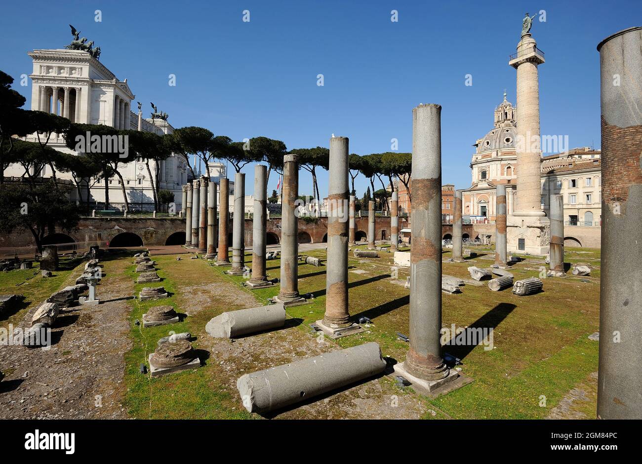 Italy, Rome, Trajan's Forum, Basilica Ulpia and Trajan's column Stock Photo