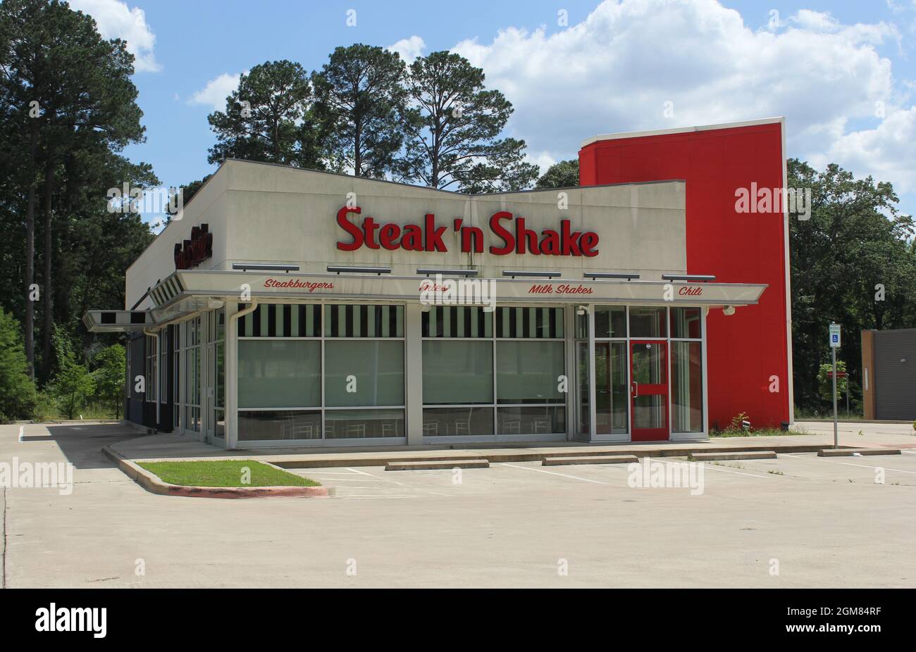 Steak and shake hires stock photography and images Alamy