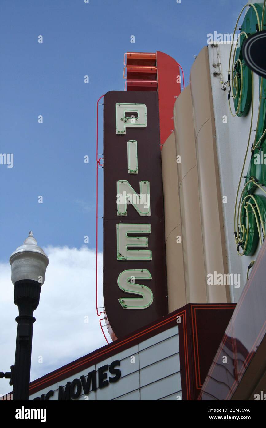 Downtown movie theater in small town hires stock photography and