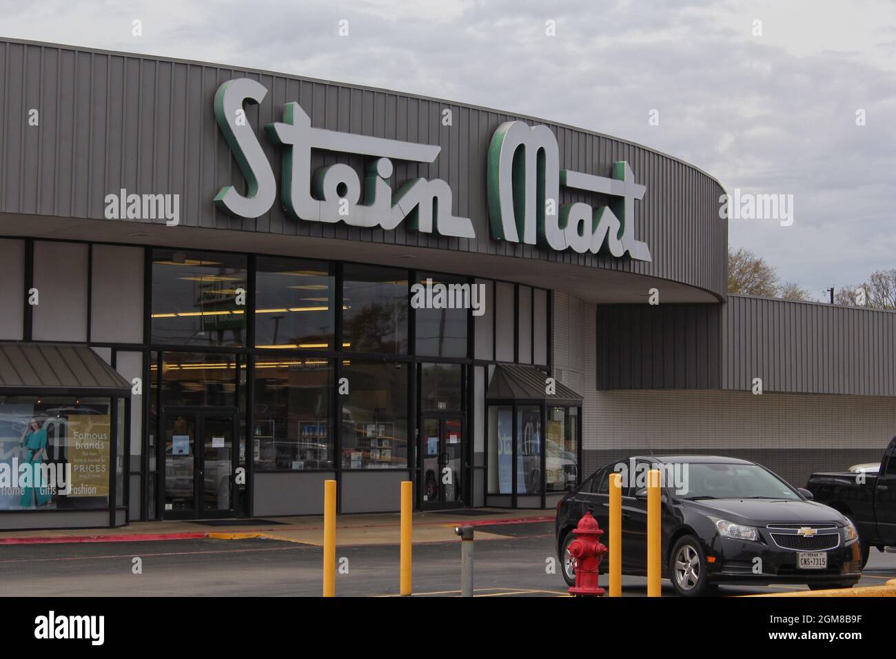 STEIN MART - 84 Photos - 11315 Montgomery Rd, Cincinnati, Ohio