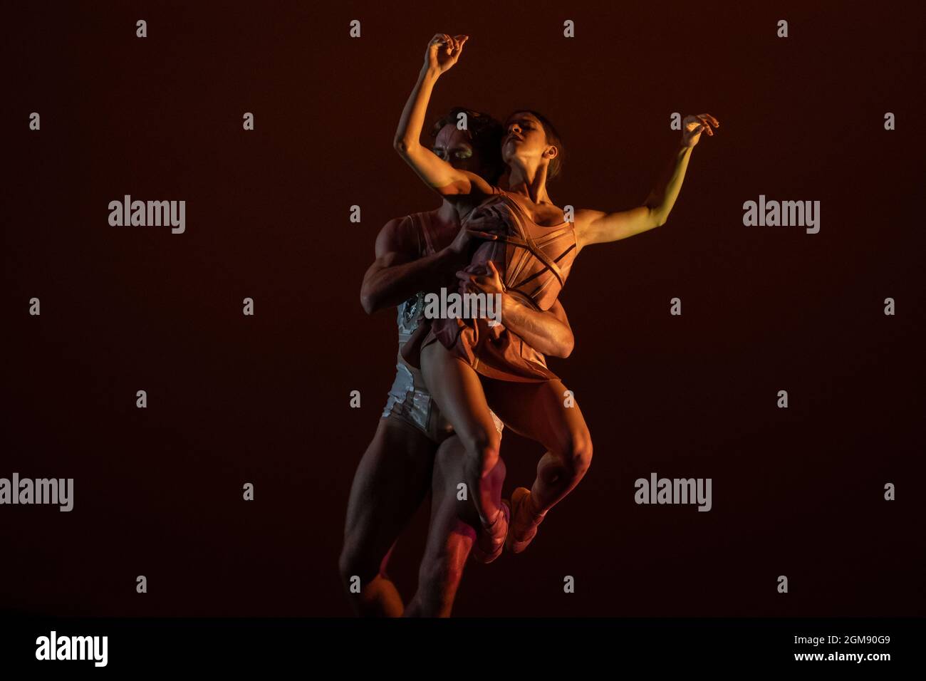 Ukrainian Ballet Gala at Sadler’s Wells. Premiere of Ludovic Ondiviela’s System A/I, a piece in which dancers ponder “the consequences of a scenario in which artificial intelligence has replaced human connection and what that could mean for our emotional lives”. Ukrainian dancers from American Ballet Theatre, Wiener Staatsballett, Lithuanian National Ballet and Toulouse Ballet du Capitole join with stars from The Royal Ballet and English National Ballet. Curated by the Ukrainian dancer (and former Royal Ballet star) Ivan Putrov and British-Ukrainian theatre director Olga Danylyu. London, UK. Stock Photo