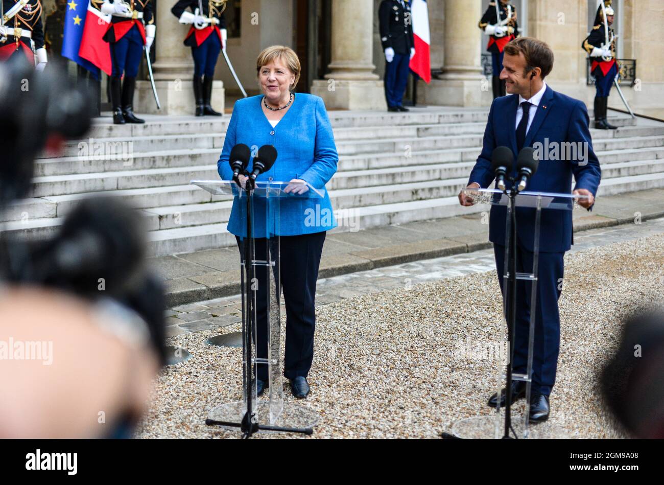 PARIS, FRANCE, 16 SEPTEMBER 2021. France’s President Emmanuel Macron speaks to the press as he welcomes Germany’s Chancellor Angela Merkel prior to a working dinner at the Elysee Palace. Credit: Amaury Paul / Medialys Images/Sipa USA Stock Photo