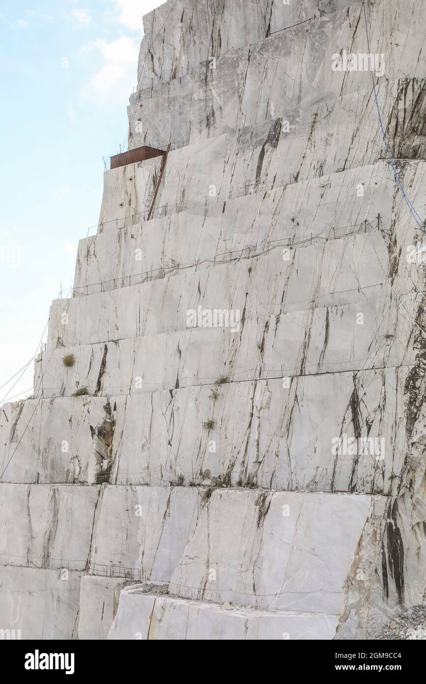 CARRARA MARBLE QUARRIES, ITALY Stock Photo Alamy