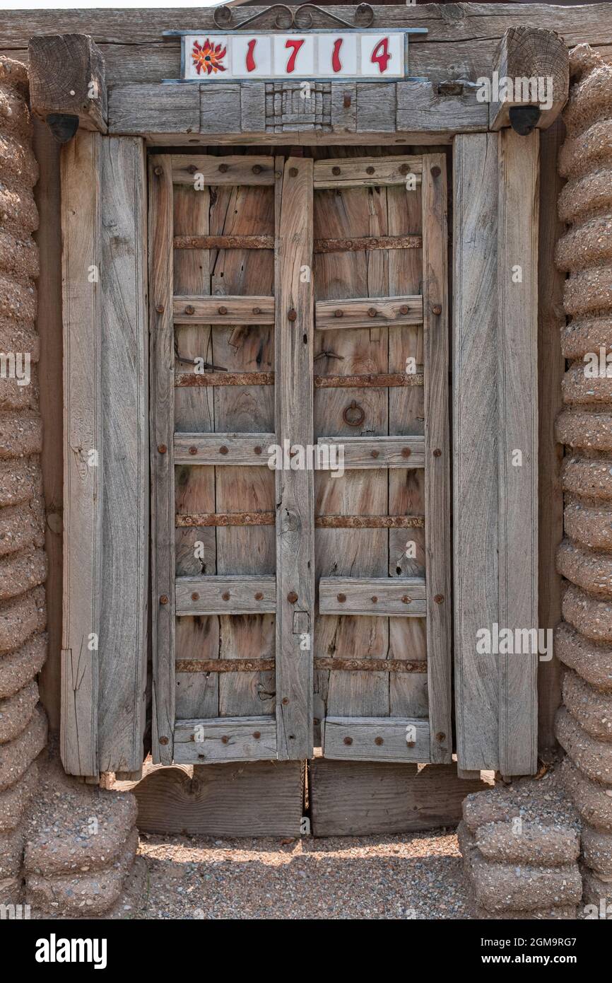 Albuquerque doors hires stock photography and images Alamy
