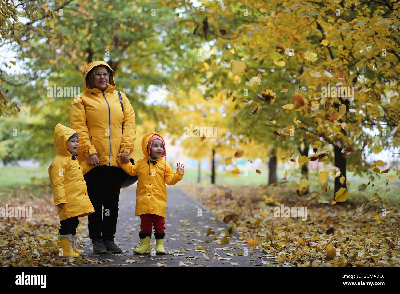 Baby raincoat hi-res stock photography and images - Page 13 - Alamy
