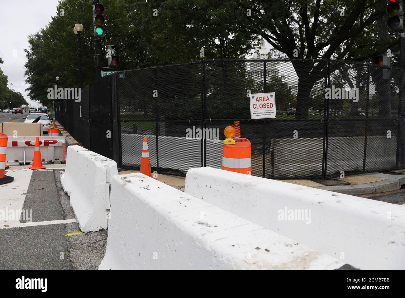 Washington, United States. 17th Sep, 2021. Concrete barriers are reinstalled around the US Capitol Hill ahead of Justice for J6 rally in Washington DC. Credit: SOPA Images Limited/Alamy Live News Stock Photo
