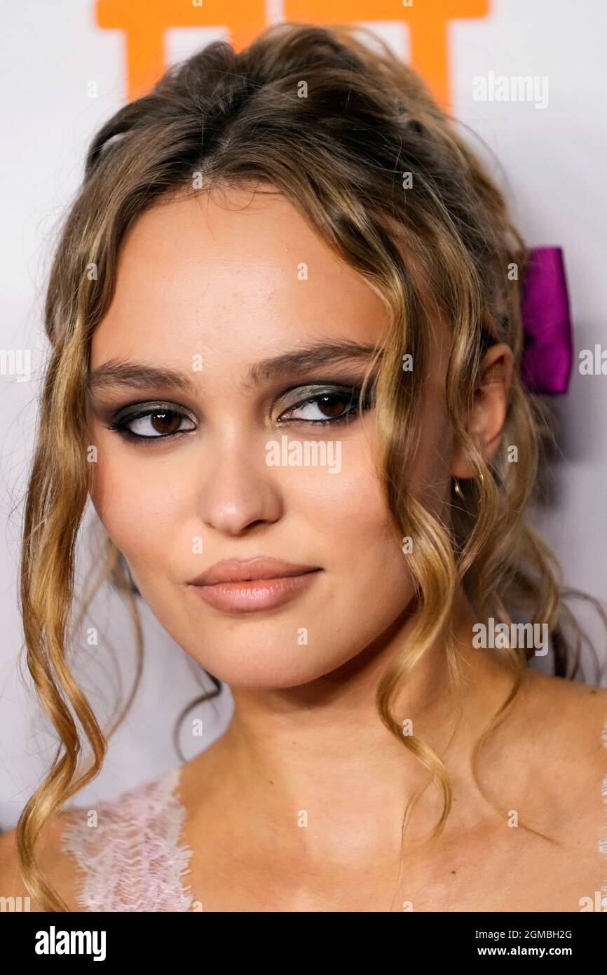 Page 13 - Lily Rose Depp High Resolution Stock Photography and Images -  Alamy