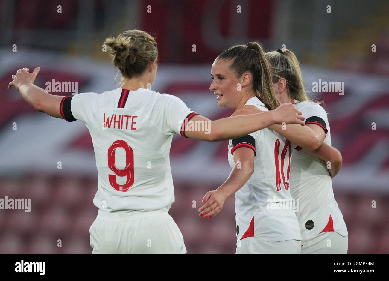 Southampton, UK. 17th Sep, 2021. Celebrations after Ella Toone (Manchester United) of England Women opening goal during the Women's World Cup UEFA Qualifier match between England Women and North Macedonia at St Mary's Stadium, Southampton, England on 17 September 2021. Photo by Andy Rowland. Credit: PRiME Media Images/Alamy Live News Stock Photo