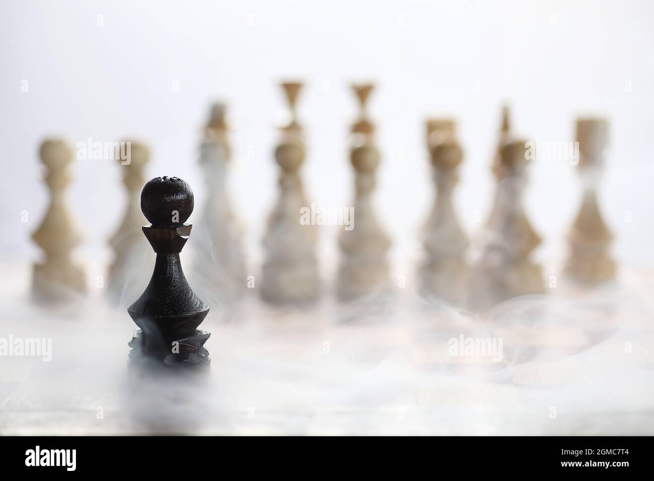 The concept of the chess game at the thoughts of the battlefield Stock Photo