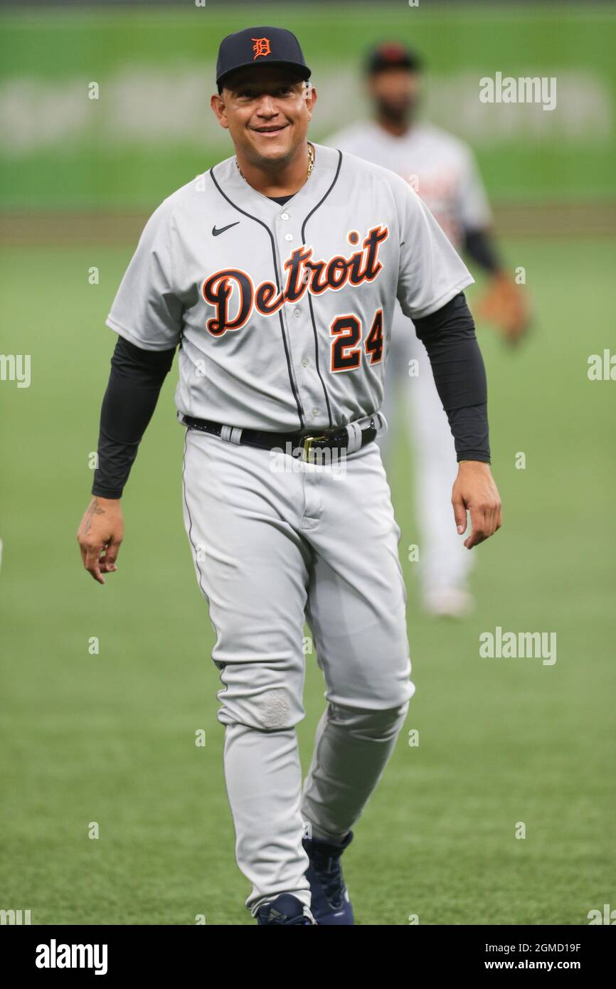 St. Petersburg, USA. 17th Sep, 2021. St. Petersburg, FL. USA; Detroit Tigers designated hitter Miguel Cabrera (24) during pregame warmups prior to a major league baseball game against the Tampa Bay Rays, Friday, September 17, 2021, at Tropicana Field. The Rays beat the Tigers 7-4. (Kim Hukari/Image of Sport) Photo via Credit: Newscom/Alamy Live News Stock Photo