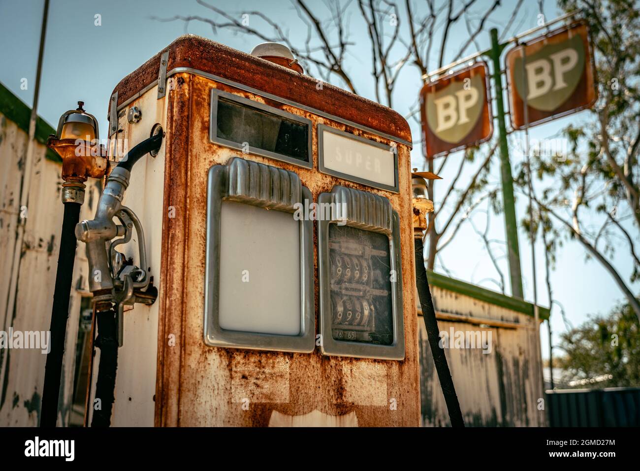 Blackall, Queensland, Australia - Old abandoned BP fuel pump Stock Photo