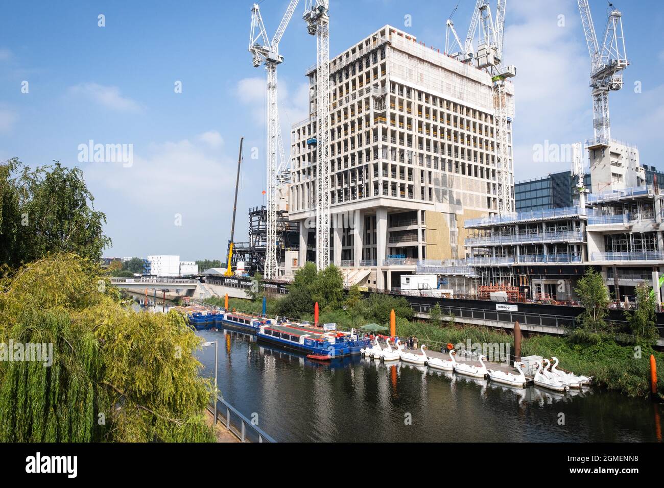 London, England – 2021 : UAL’s London College of Fashion under construction, East Bank, Queen Elizabeth Olympic Park, Stratford, UK, Stock Photo