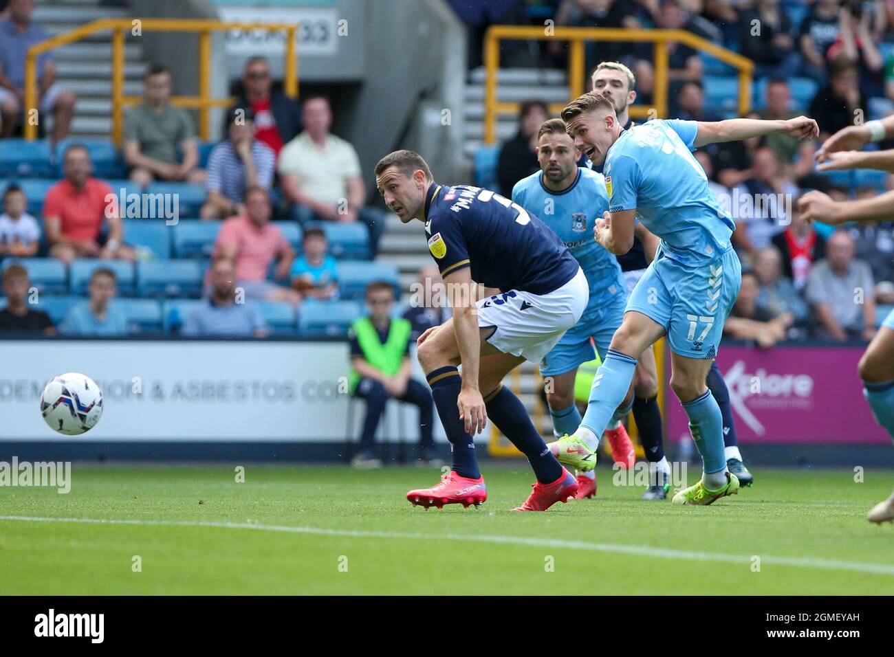 Millwall vs coventry city hi-res stock photography and images - Alamy