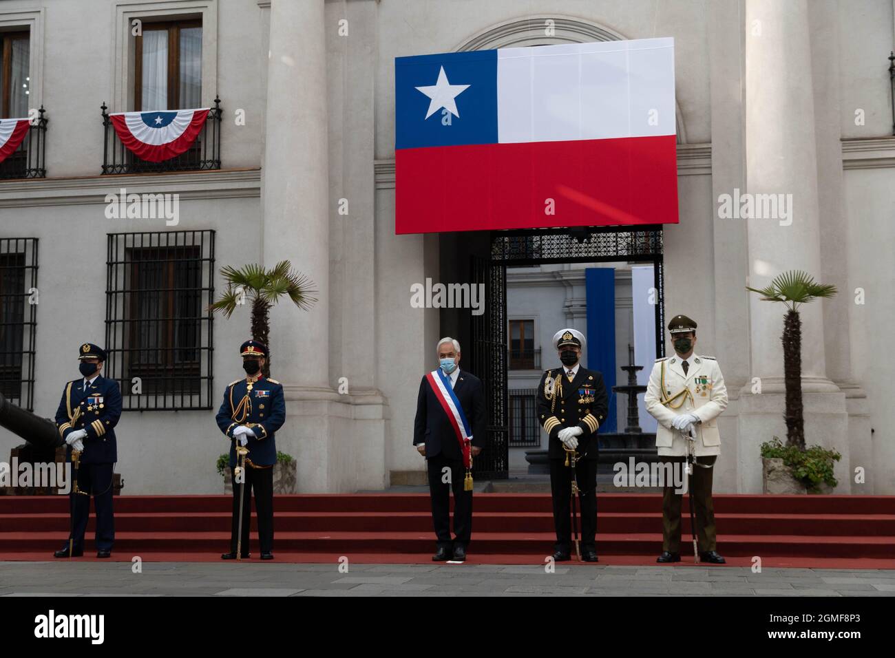 Santiago, Metropolitana, Chile. 18th Sep, 2021. President PiÃ±era together with members of the Chilean armed forces take official photos in the La Moneda presidential palace, on the day that Chile's independence is celebrated. September 18, 2021. (Credit Image: © Matias Basualdo/ZUMA Press Wire) Stock Photo